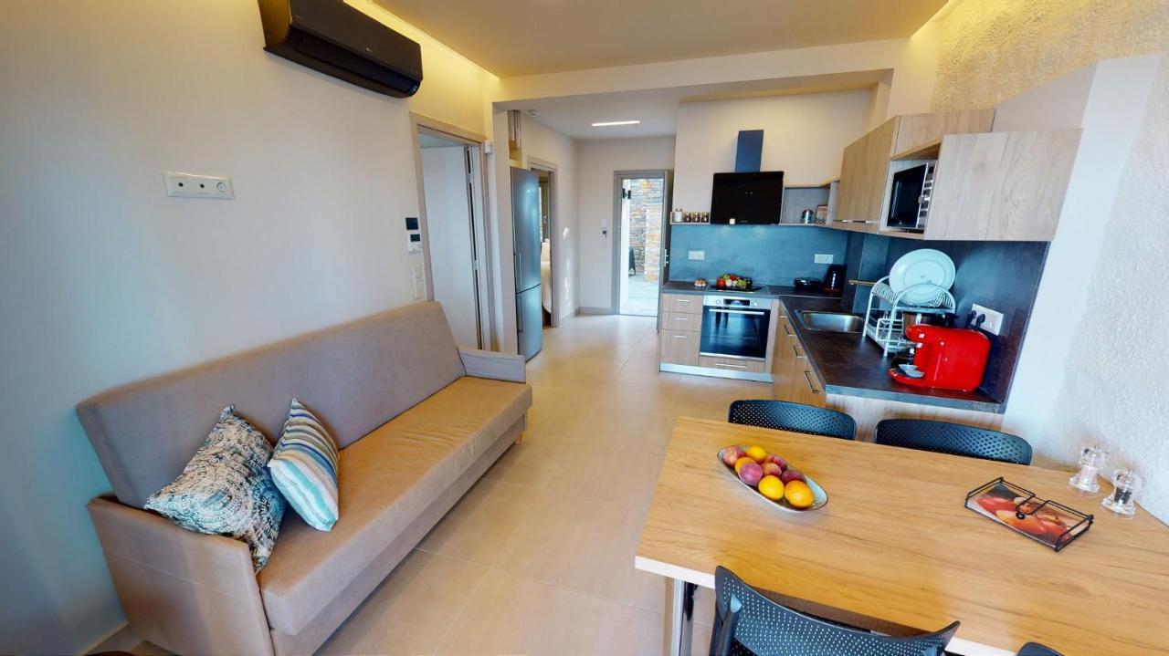 KALLiA SUITES- CHOREFTO Eksteriør billede