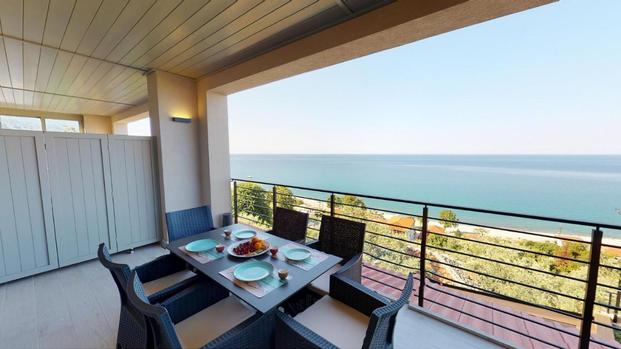 KALLiA SUITES- CHOREFTO Eksteriør billede