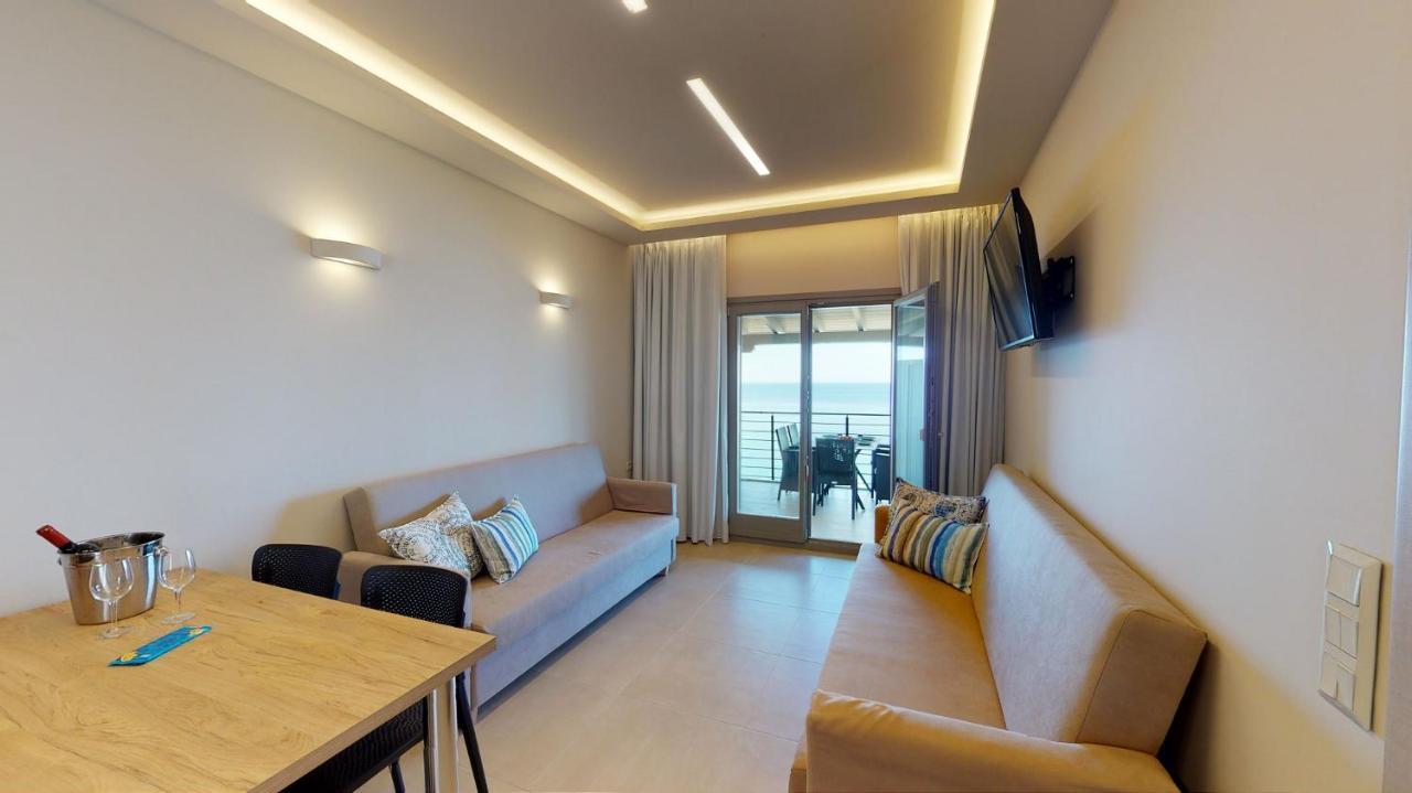 KALLiA SUITES- CHOREFTO Eksteriør billede